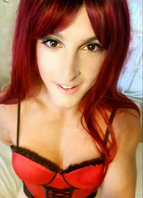 Think red is my color? 😘