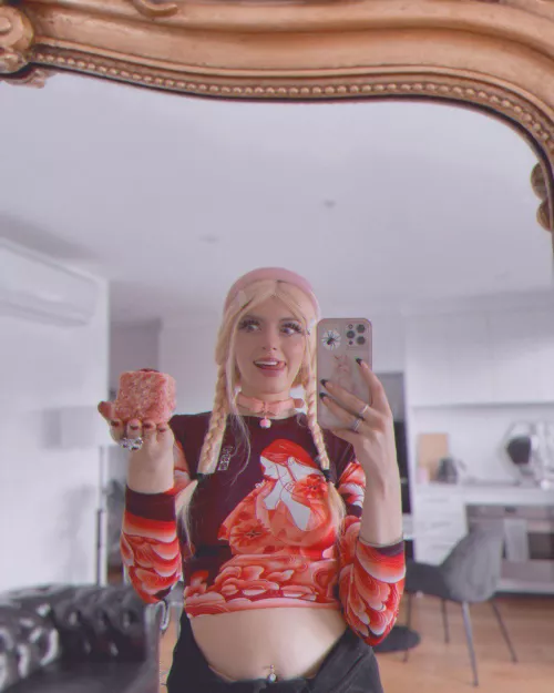 this cake was lucky to last long enough to get a pic 👅