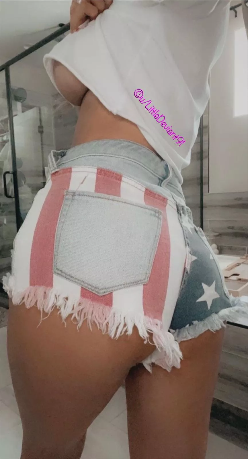 This flag needs a flagpole 😉