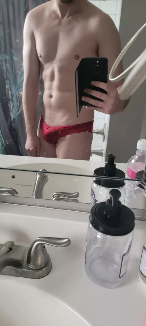 😆 this is why I call him my little guy