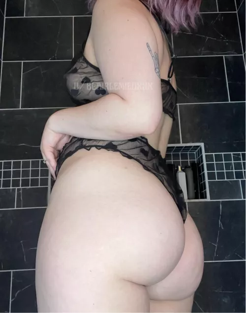 This pale gal is going to the beach this weekend. Bringing an obscene amount of sunscreen.