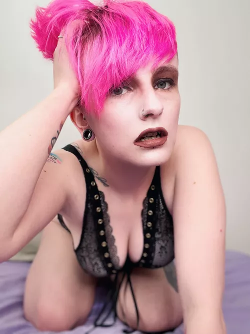 this pink haired emo needs a face fucking