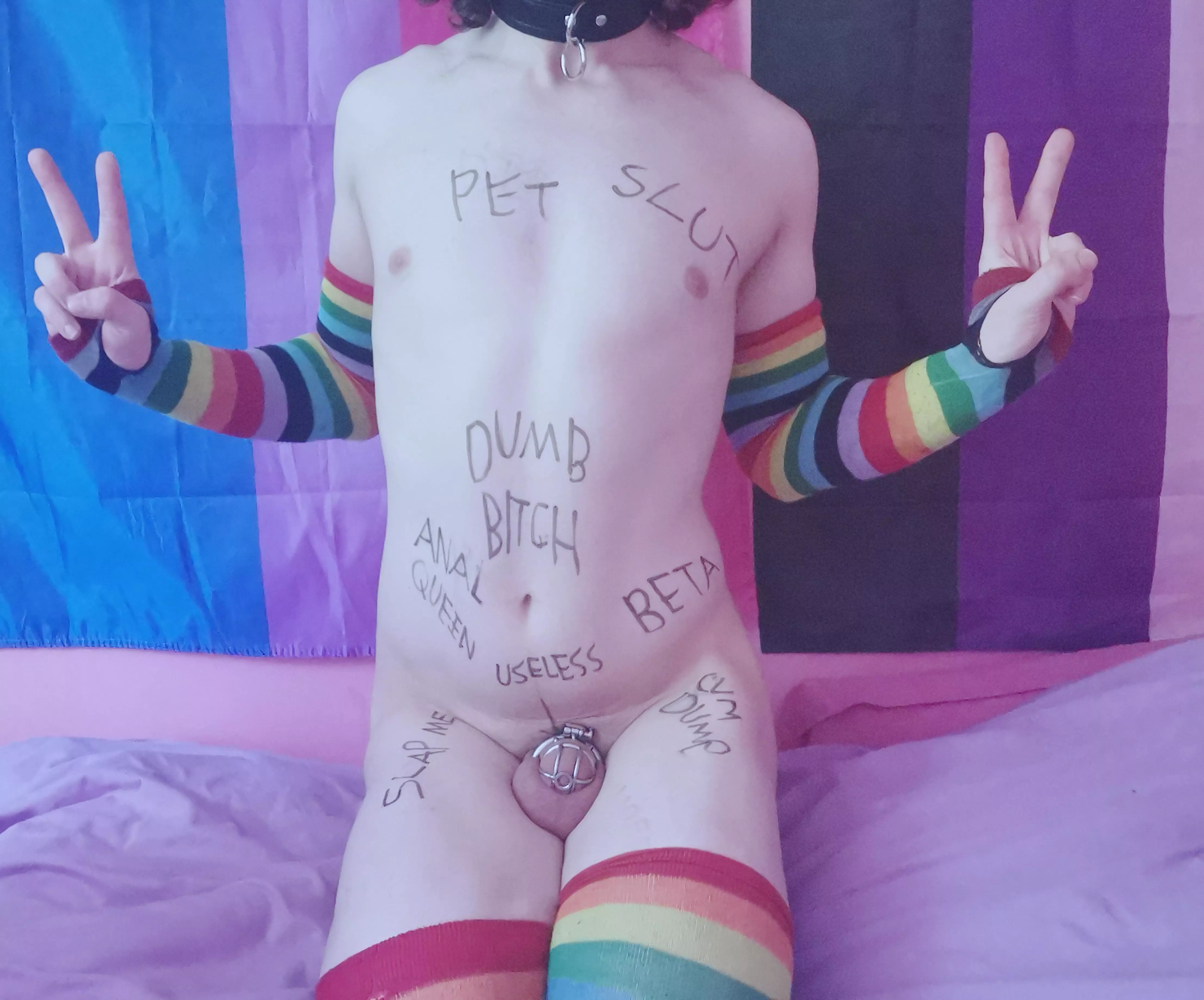 This sissy needs more body writing 🥵