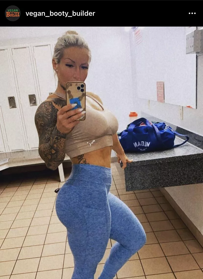 Those legs!!