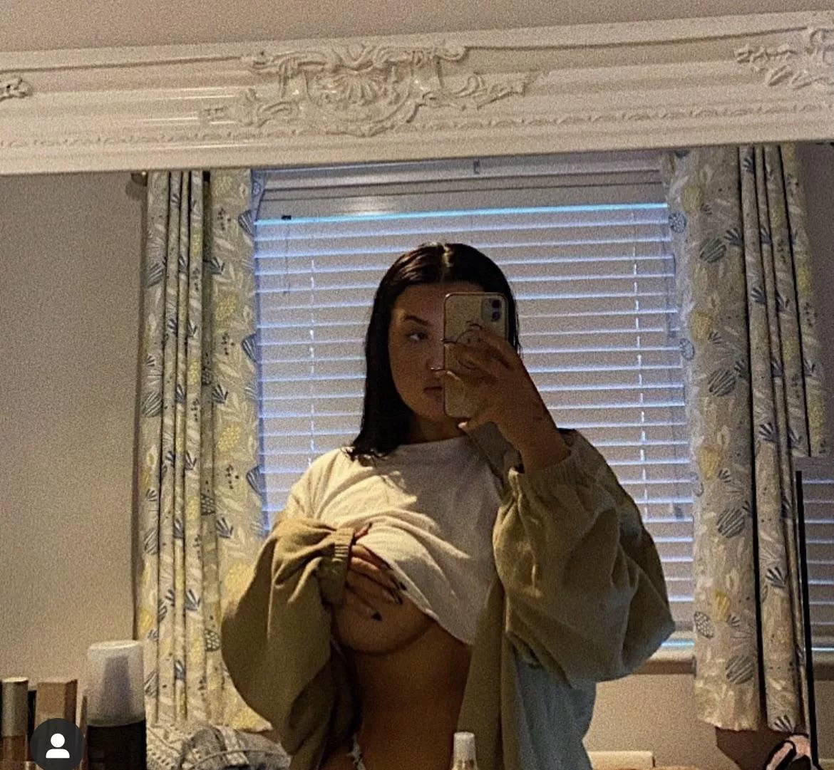 Tia is back!