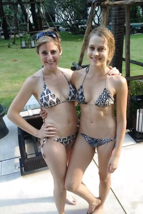 🔥🔥 tight mom and daughter