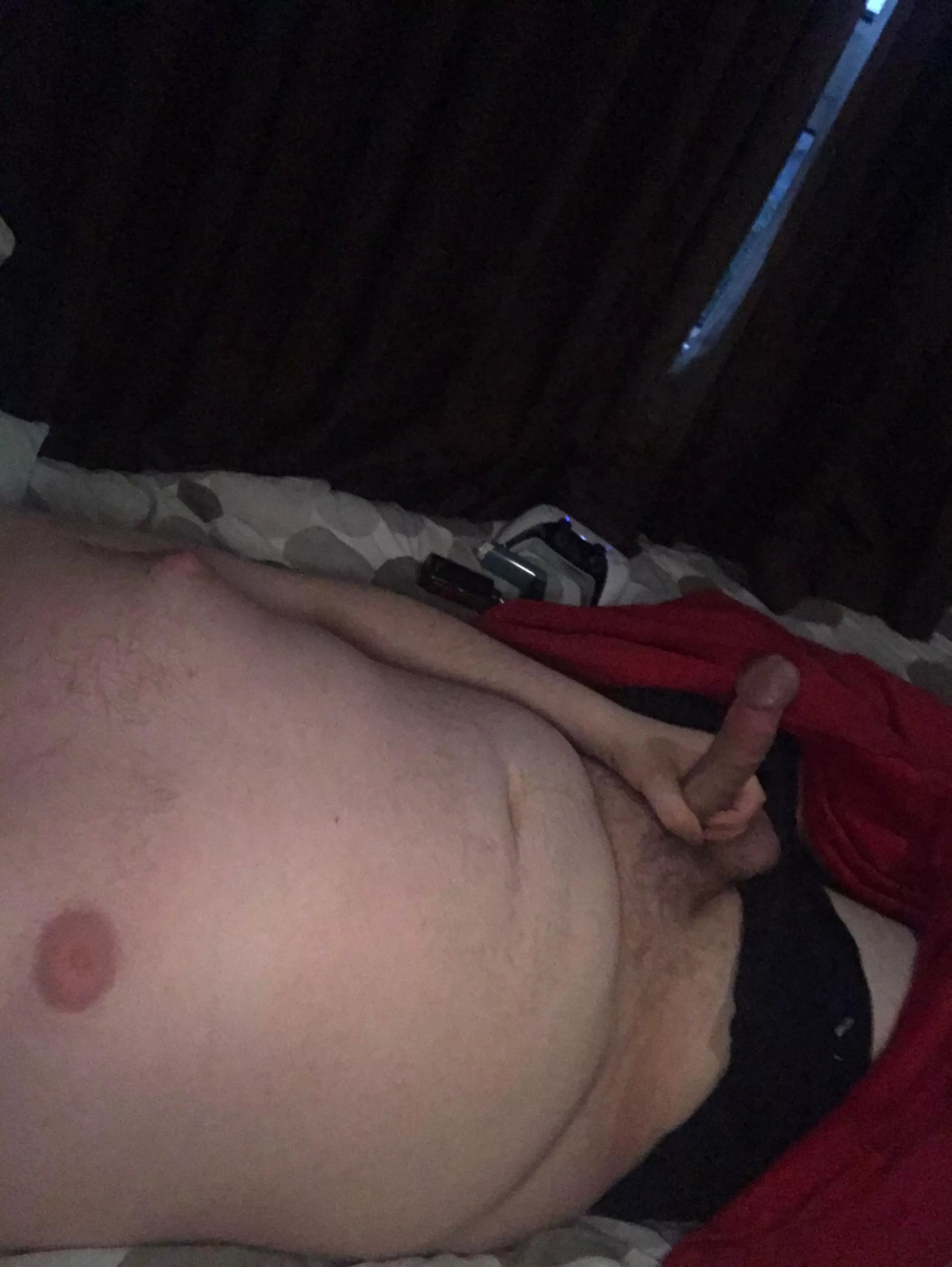 Tipsy and bored hmu