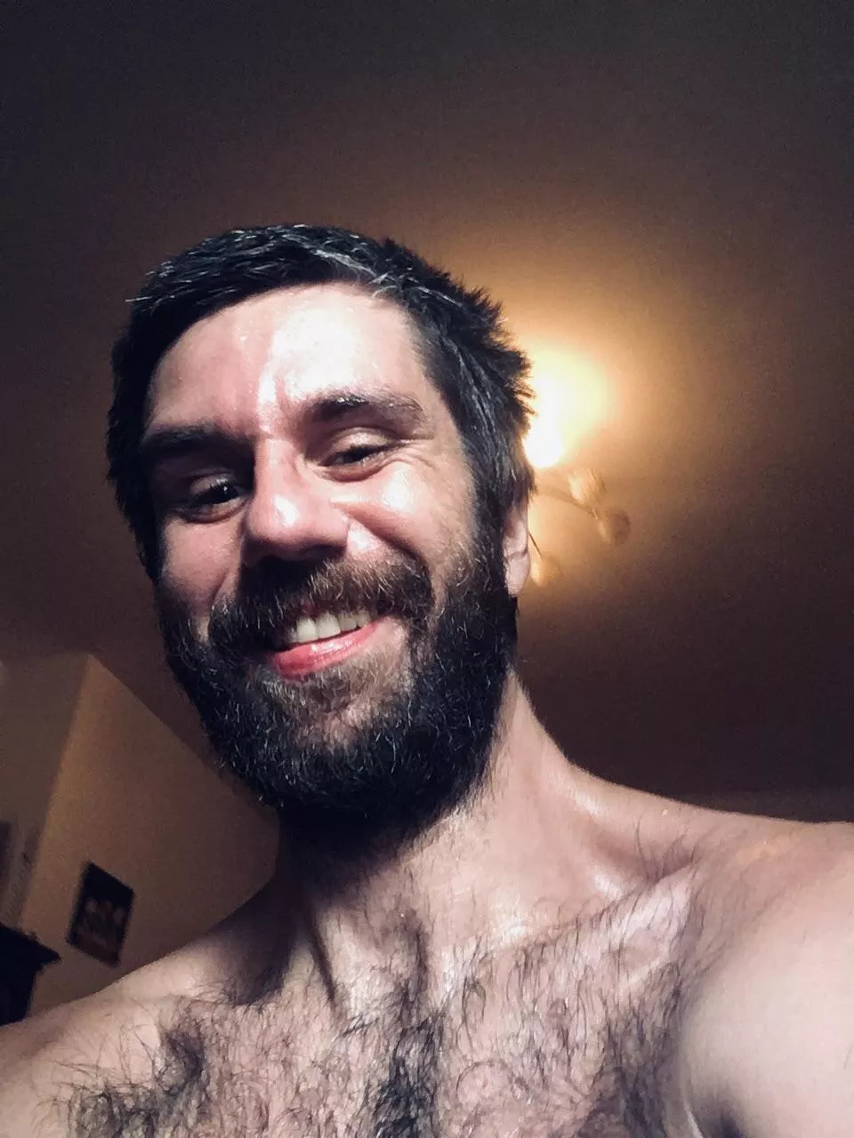 Tipsy and sweaty me, thinking it’s the perfect time to take a selfie (M/34)