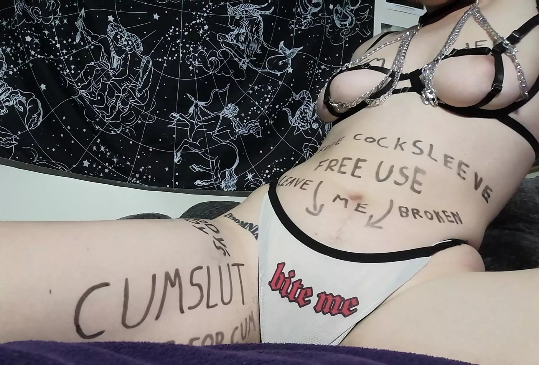 [TM] More bodywriting from the other day 🥵