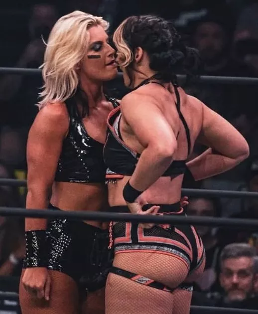 Toni and Jamie 🍑