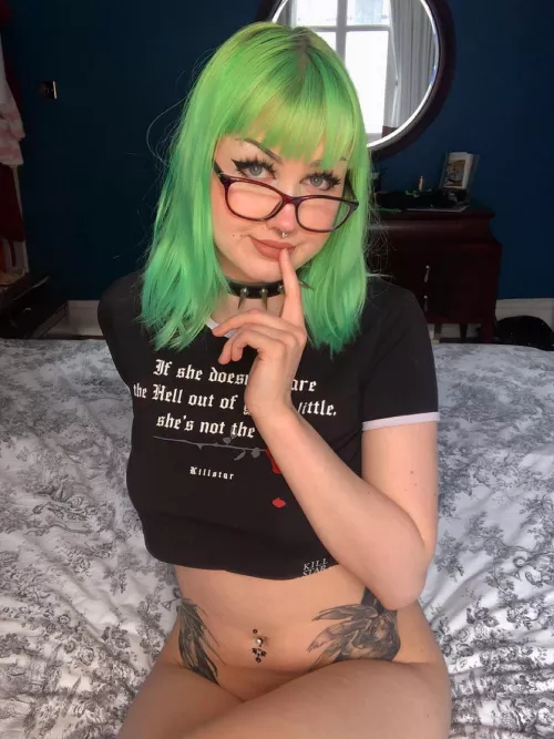 Too cute for porn :3