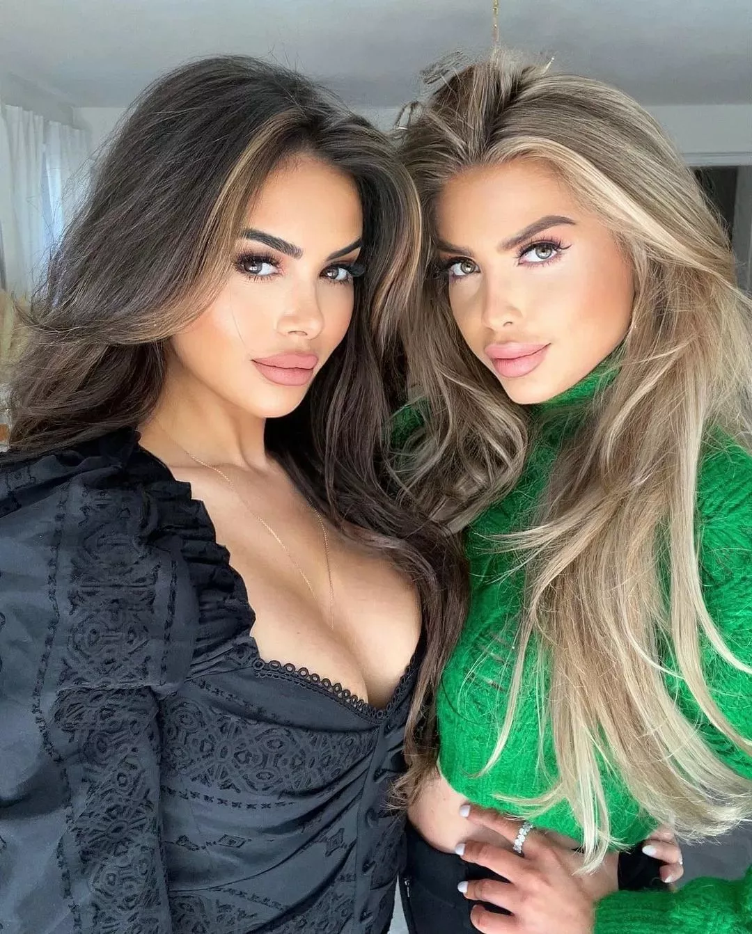 Trophy Pair