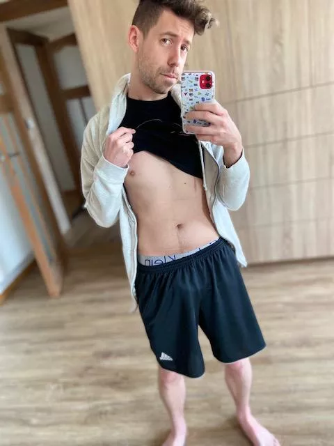 Trying to get rid of the Covid kilos! Elden Ring helps me by making me sweat and move through frustation hah! Trying to get rid of the Covid kilos! Elden Ring helps me by making me sweat and move through frustation hah!