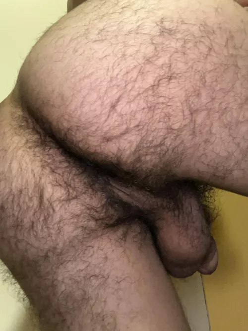 Tryna sit my ass on some face 😝