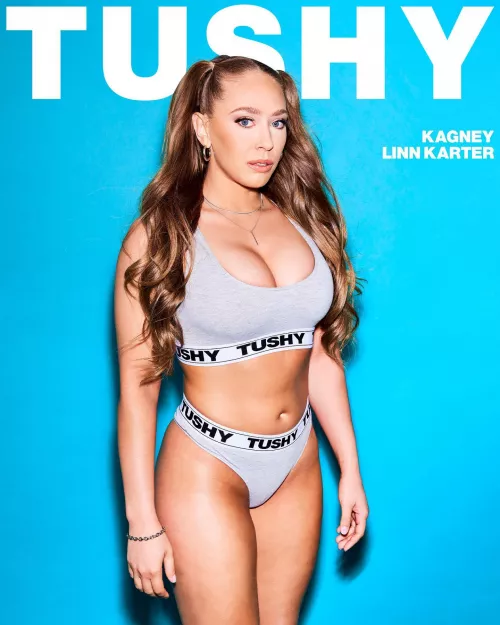Tushy !!!