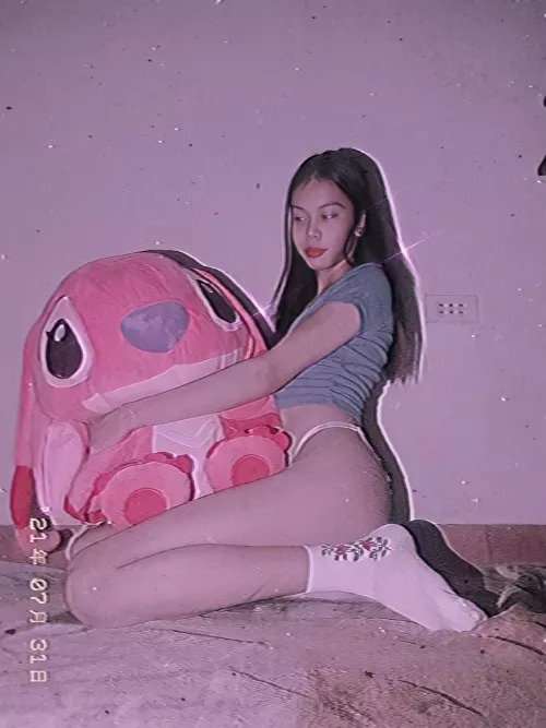 Uhm...Wanna play?👅💦