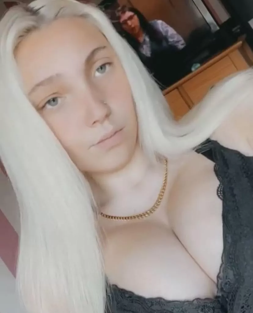 Unreal tits