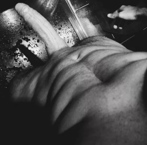 Up arrow if you’d love to suck me in the shower