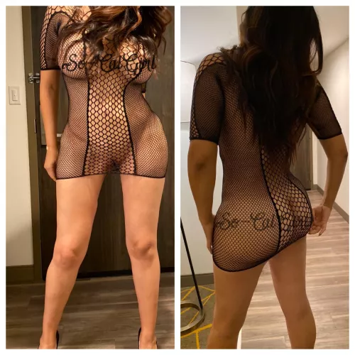 [US][SELLING] MILF MONDAY! Cum and get my deliciously wet and scented panties. 3pic, workout session, vacuum sealed and US shipping with tracking number included with purchase. Kik sfscouple