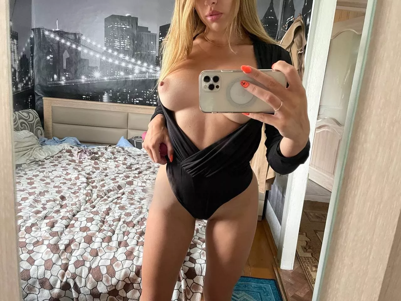 Wanna creampie me?
