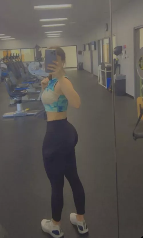 Wanna work out together ?