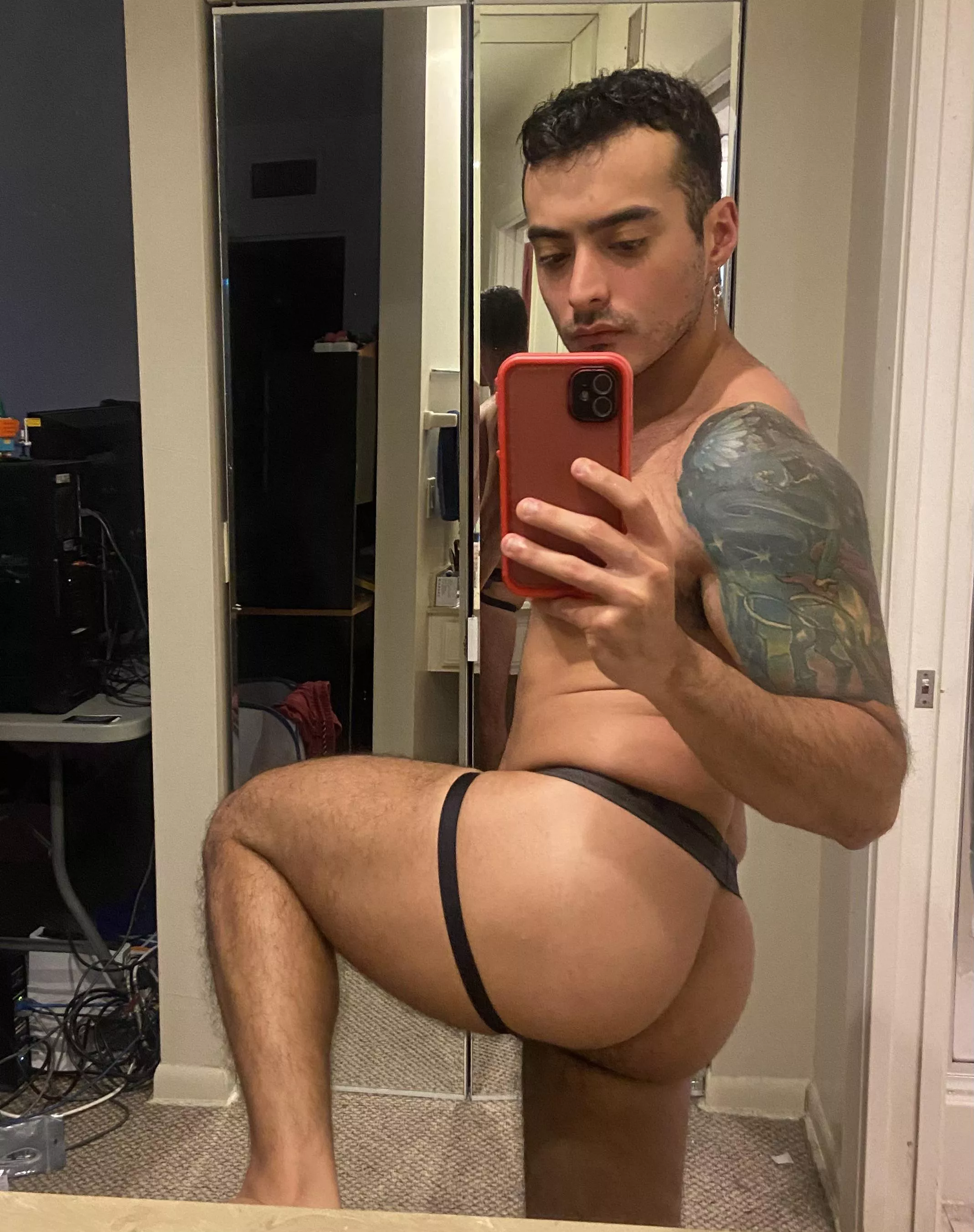 Wanted to show off the other side of my fave jock too 😜