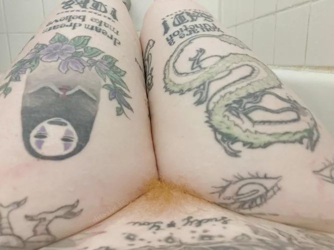 watering my bush 😏