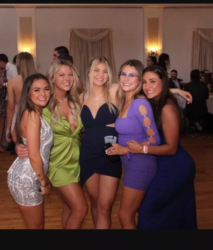Wedding reception girls