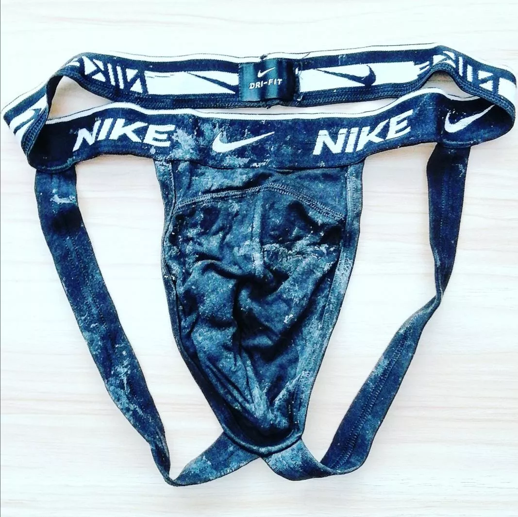 well used jocks🥛 any cum sluts want a sniff👃