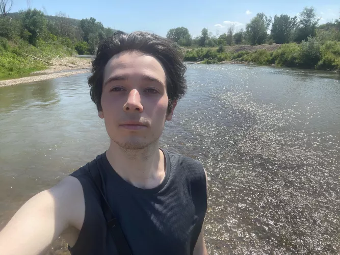 Went cycling to a remote village with a nice river nearby, best day i’ve had in a while!