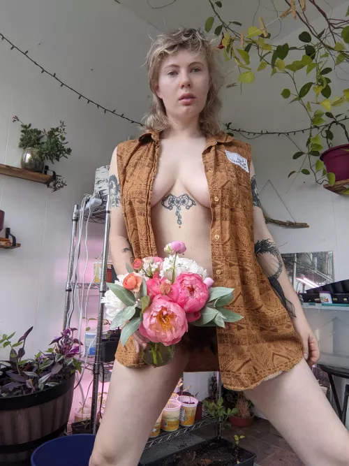 Went on a date after taking this and gave her the flowers.