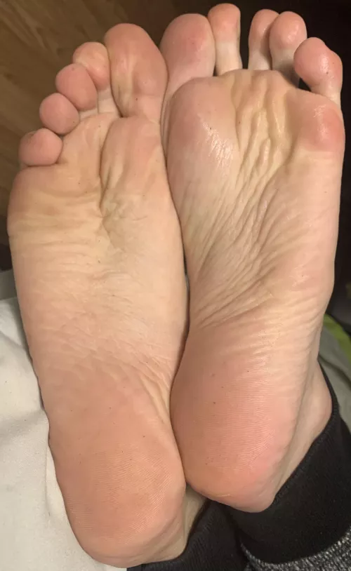 Wet soles ☺️