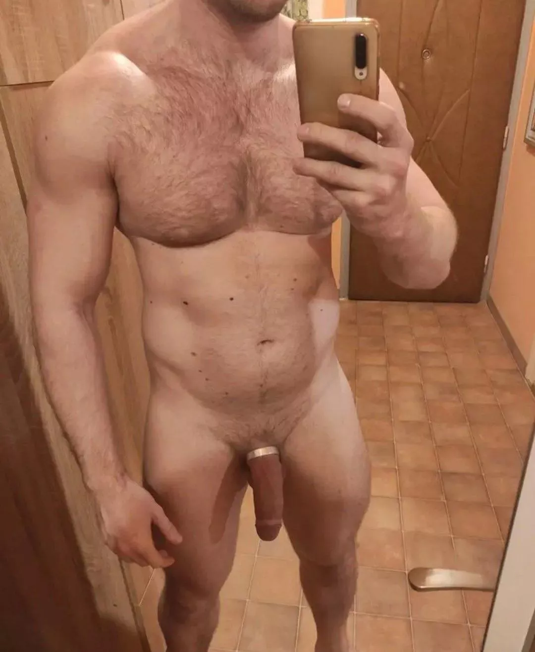 What chances would a hung lad stand of taming you? 💪🍆
