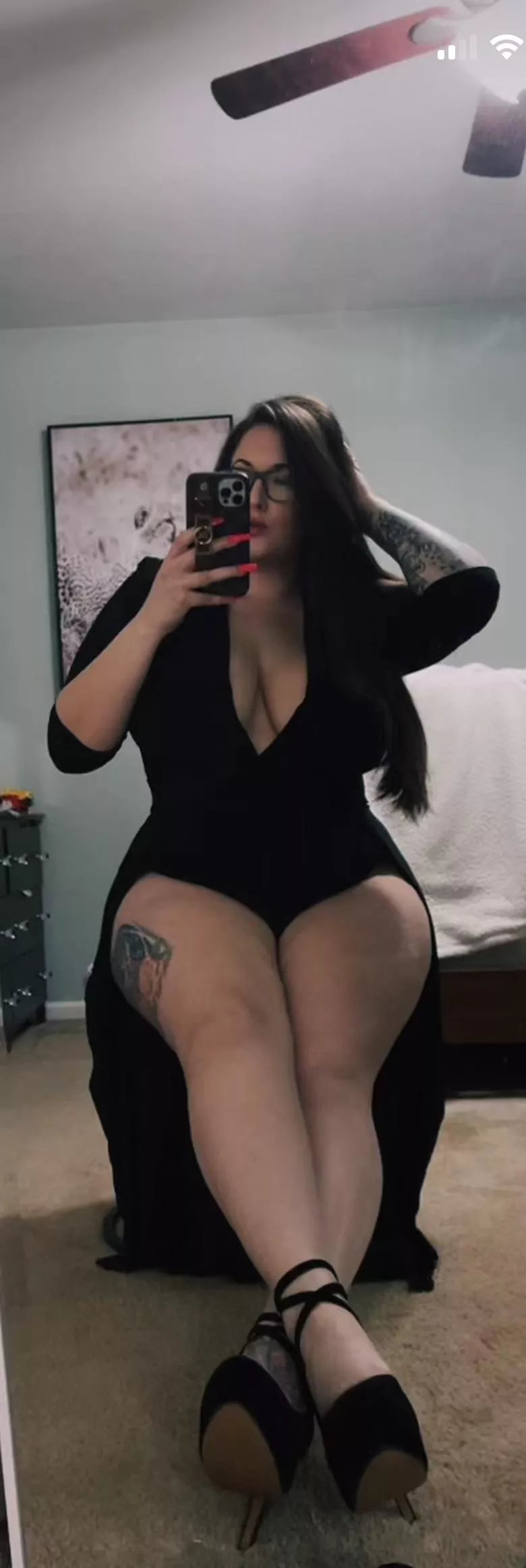 What do you think baby🖤😈
