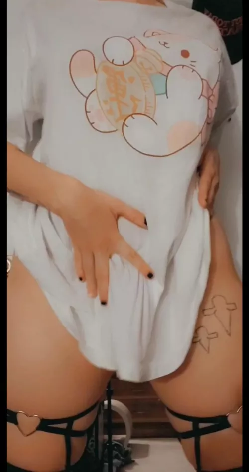 what do you think it looks like under there? 😏