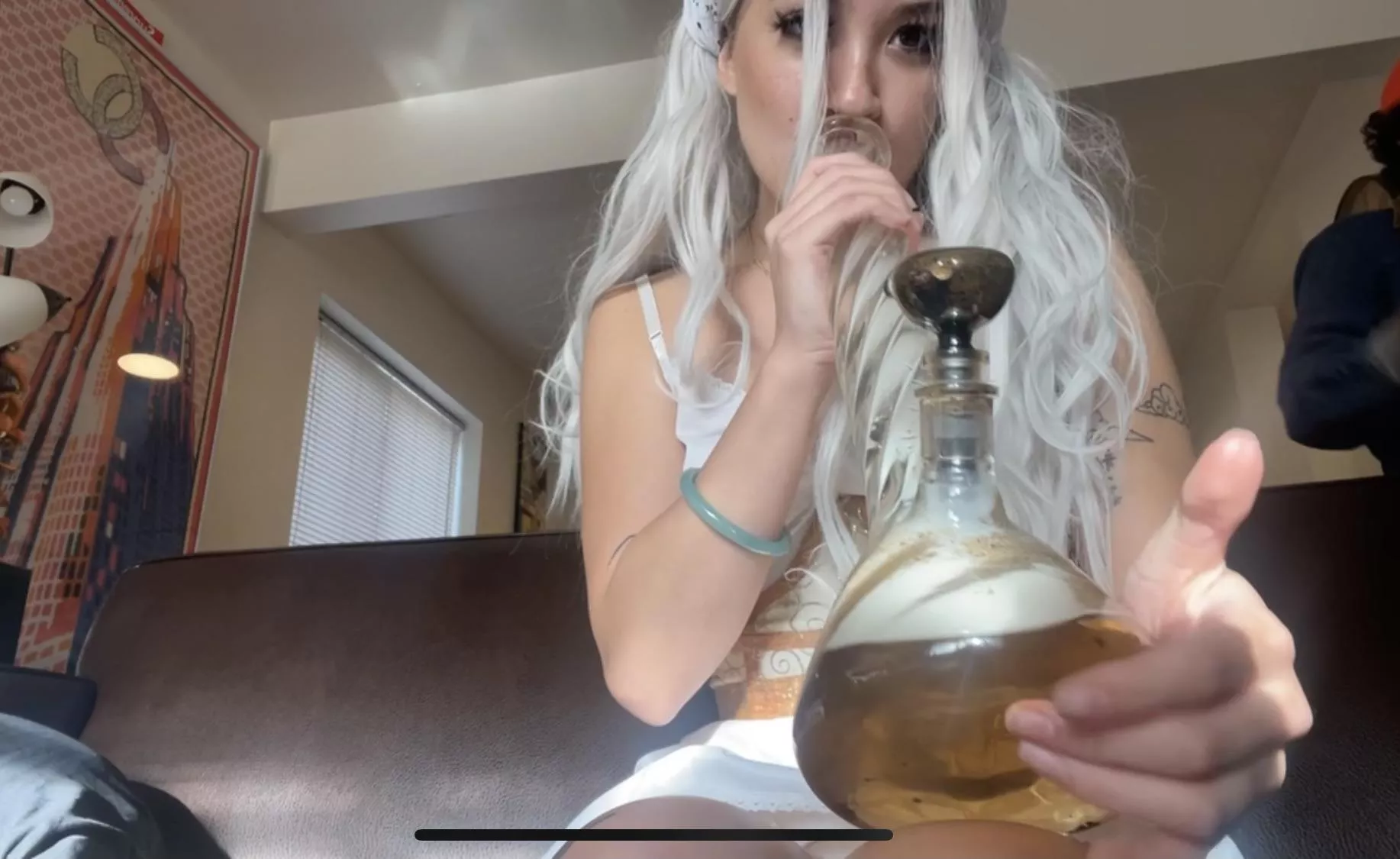 what’re your fav strains? my favs are the ones that make me horny… like american pie, runtz, northern lights, and pink panties :) what’re your fav strains? my favs are the ones that make me horny… like american pie, runtz, northern lights, and pink panties :)