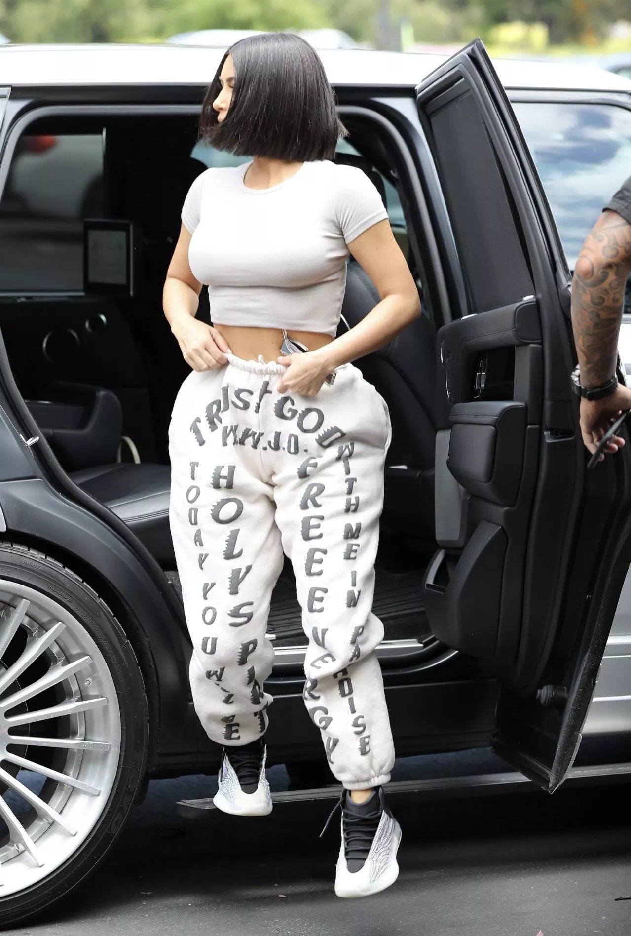 What’s her size?