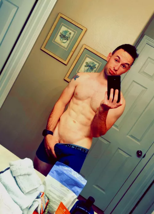 Where my hot gaymers at?