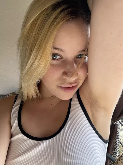 Where would you kiss me first? Lips or pits? 😊