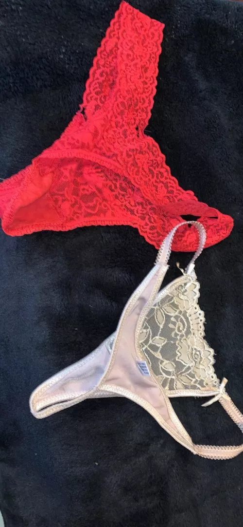 Which color should I wear for you? 😘