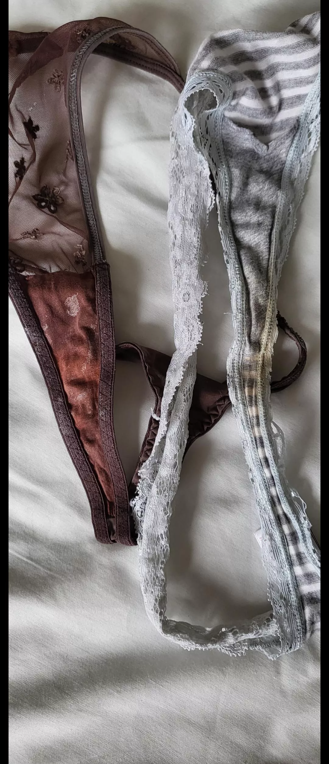 Which should I wear today? Daughter's (L) or Wife's (R)? Both smell and taste delicious 😋