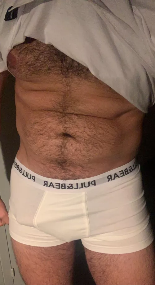 White ones hide the least