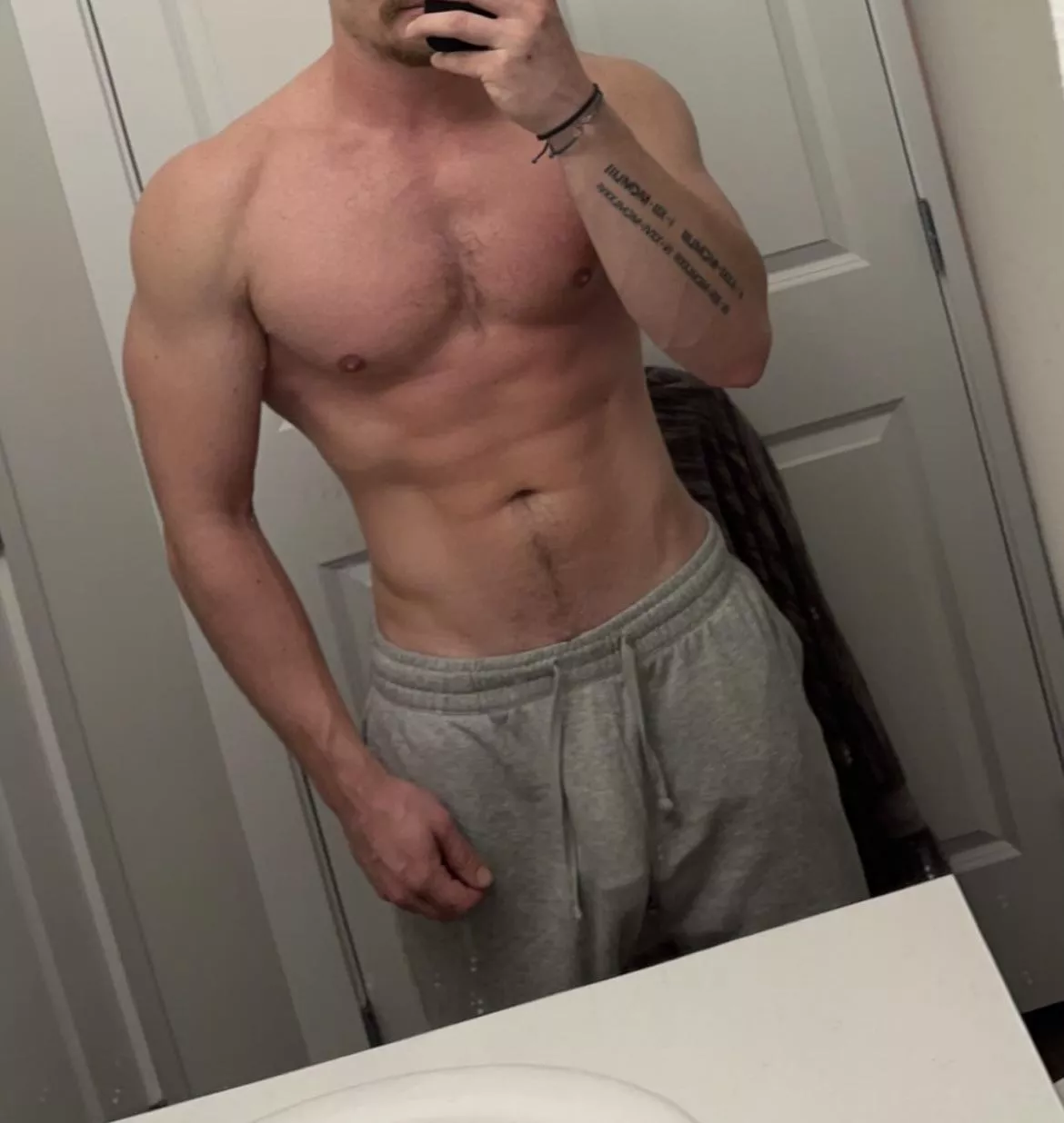 Who doesn’t love a pair of grey sweats