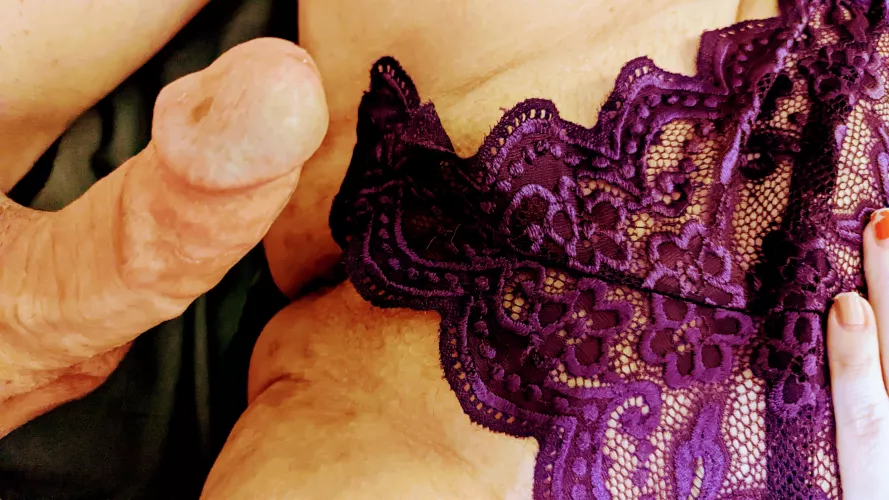 Who else would like to help us try out the new lingerie ;) 🥵 [mfoc]