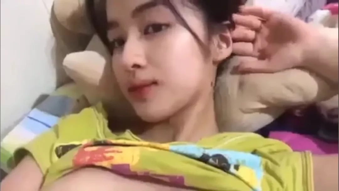 Who is sheeeee