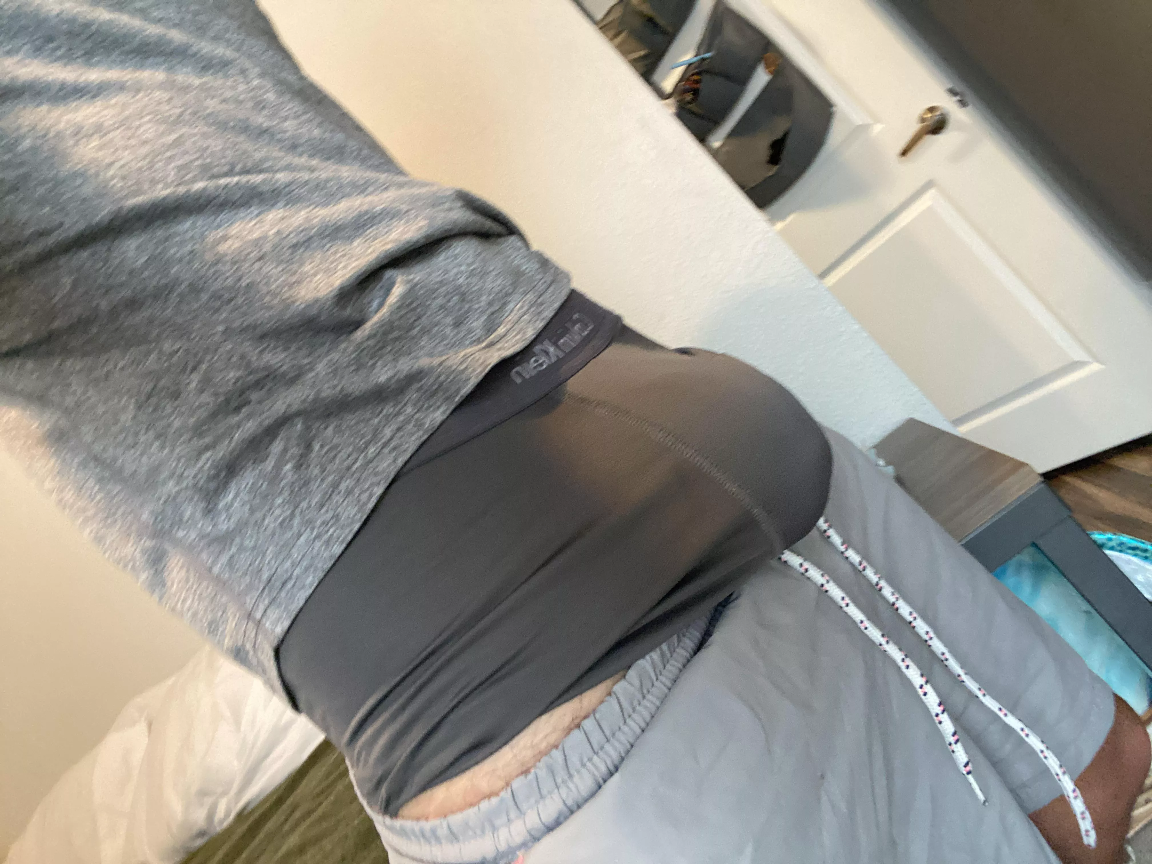 who loves my bulge ;)