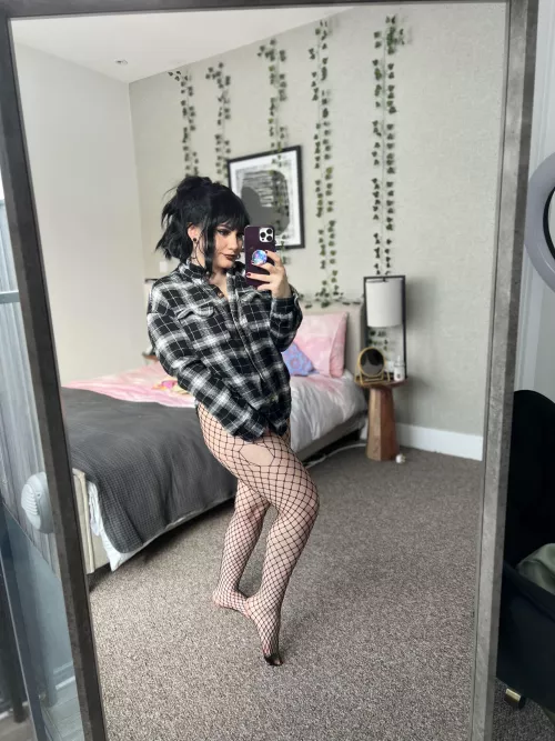 Who ordered a hot goth girlfriend? 😜