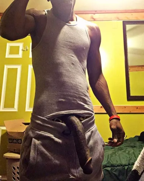 Who tryna come over 😈