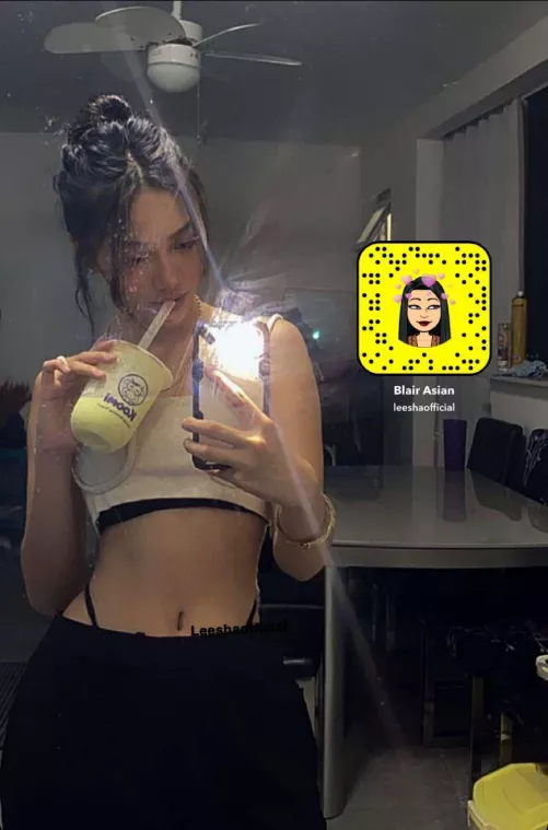 Who wants a Asian slut? 💋 [OC]