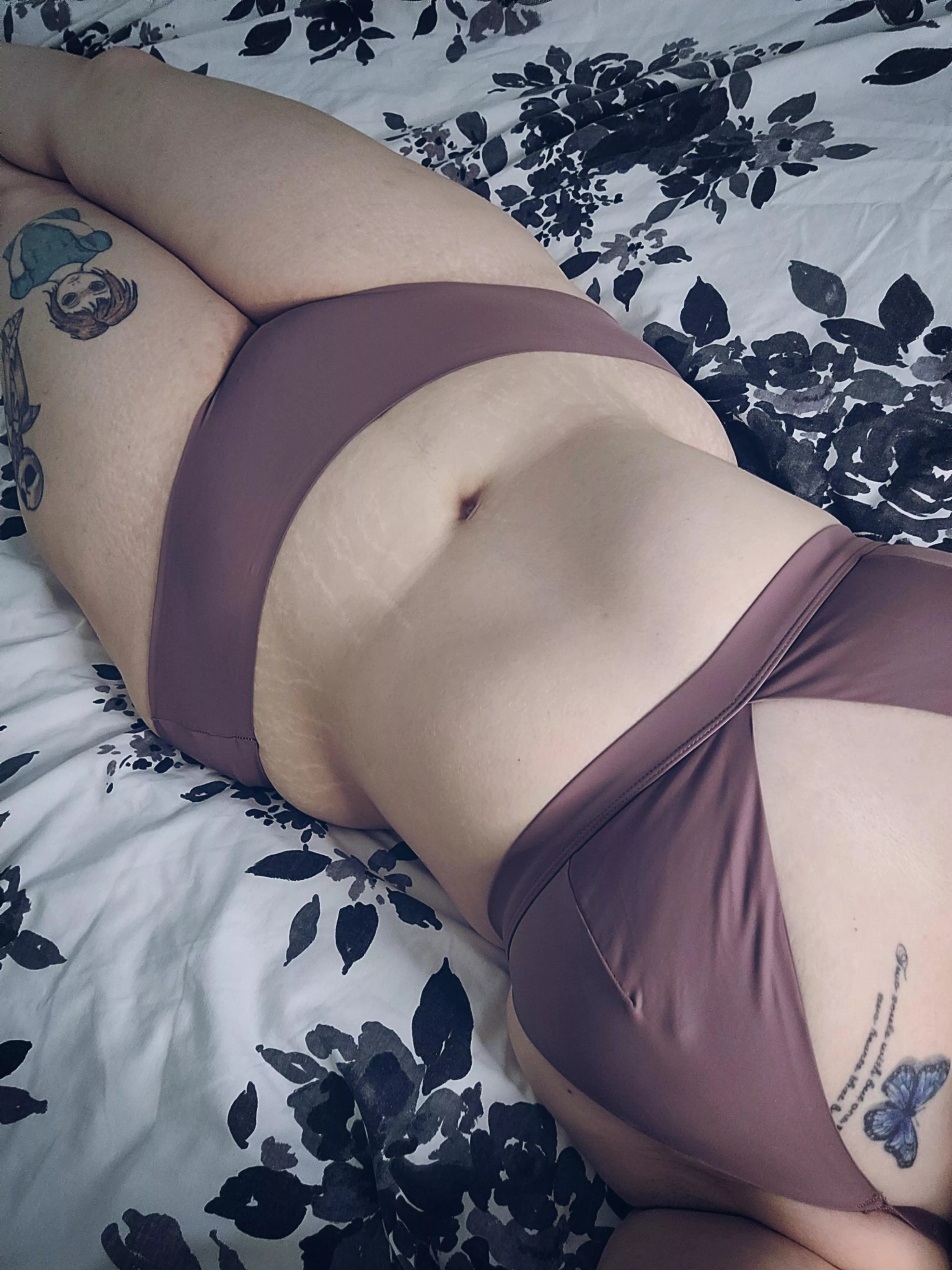 Who wants to come and play? Subscribe to my OF (link in comments) and let's see what fun we can have 😉 There's also an offer on at the moment. Be quick to snap it up! Who wants to come and play? Subscribe to my OF (link in comments) and let's see what fun we can have 😉 There's also an offer on at the moment. Be quick to snap it up!